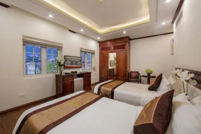 Deluxe Twin Room — Royal St Hanoi Hotel